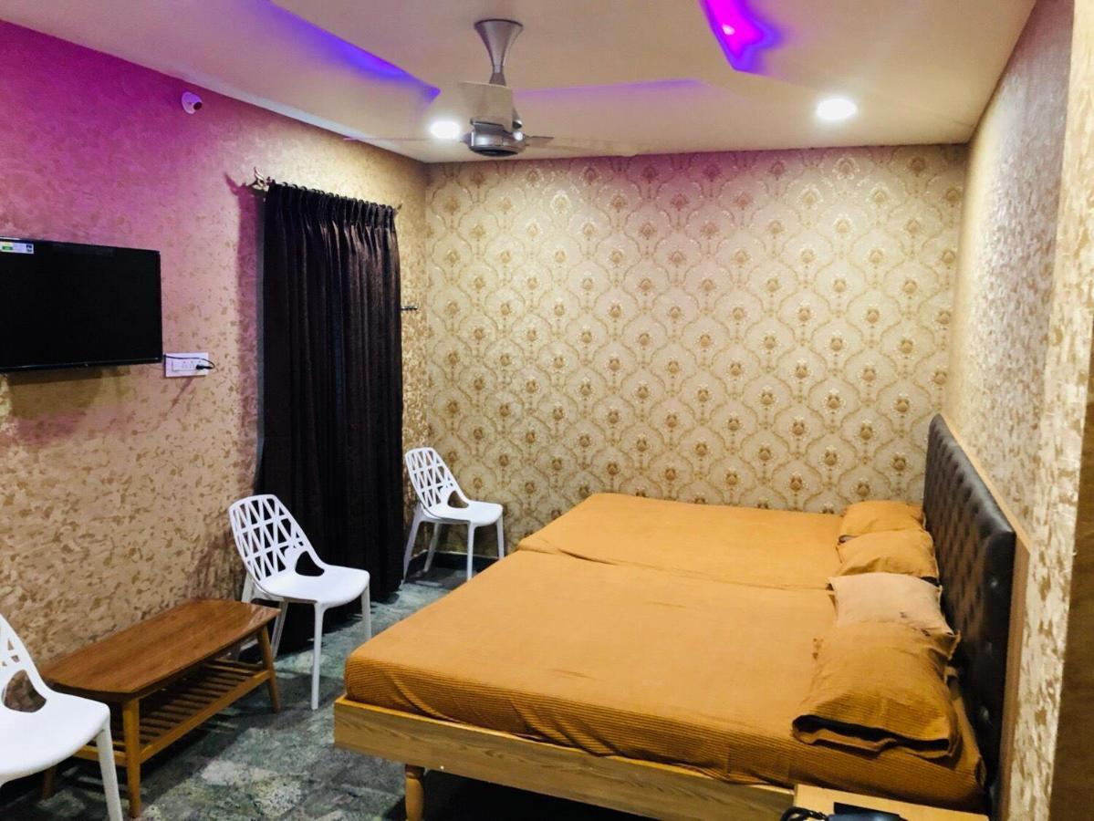 C M Hotel Dharmapuri Экстерьер фото