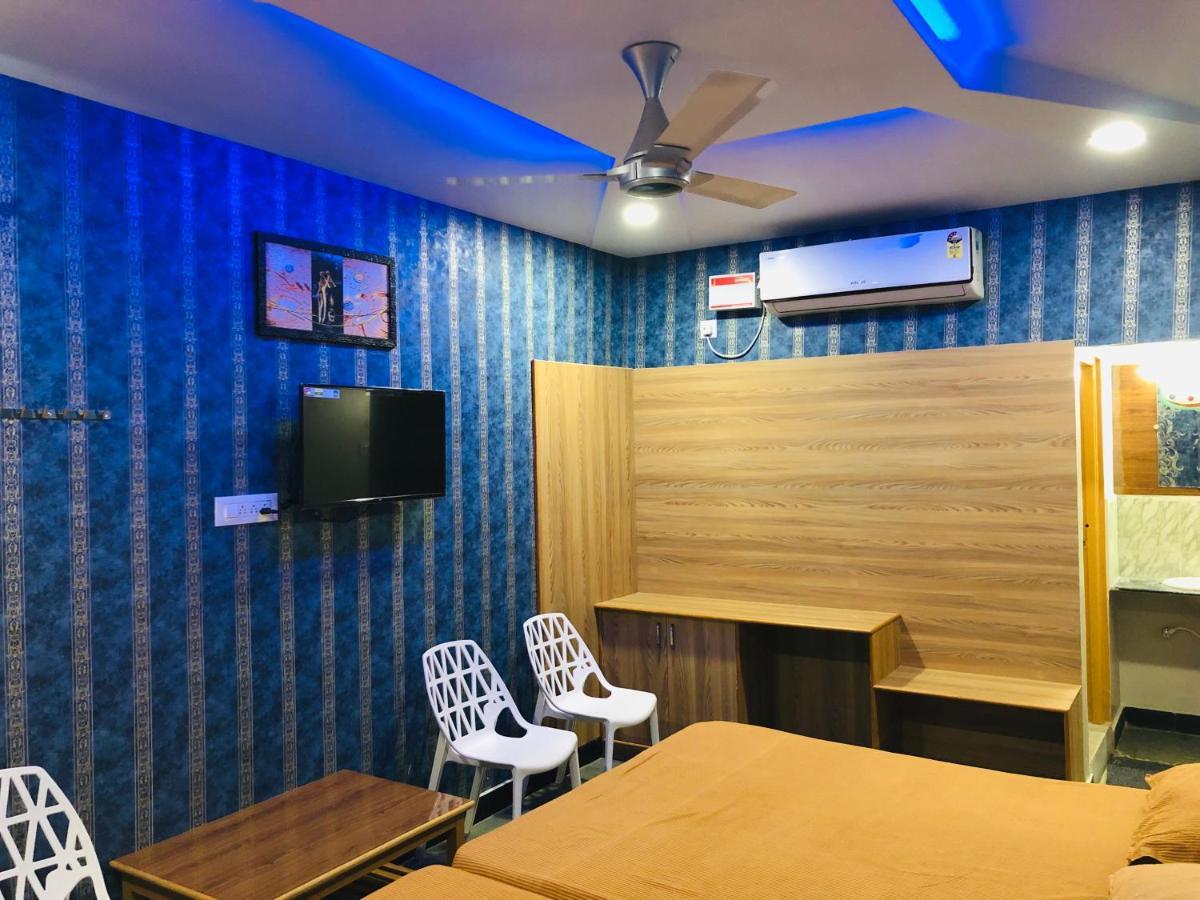 C M Hotel Dharmapuri Экстерьер фото